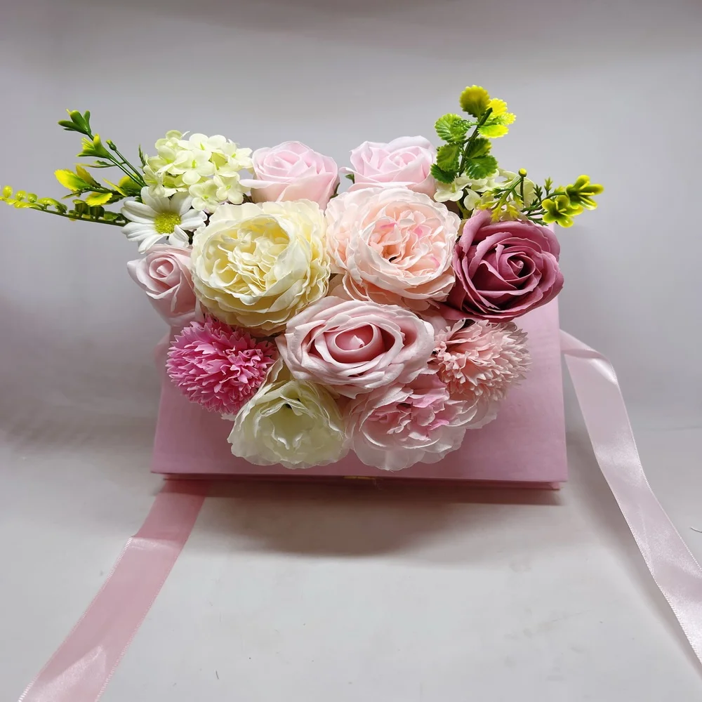 wholesale korean flower gift box with artificial rose soap rose