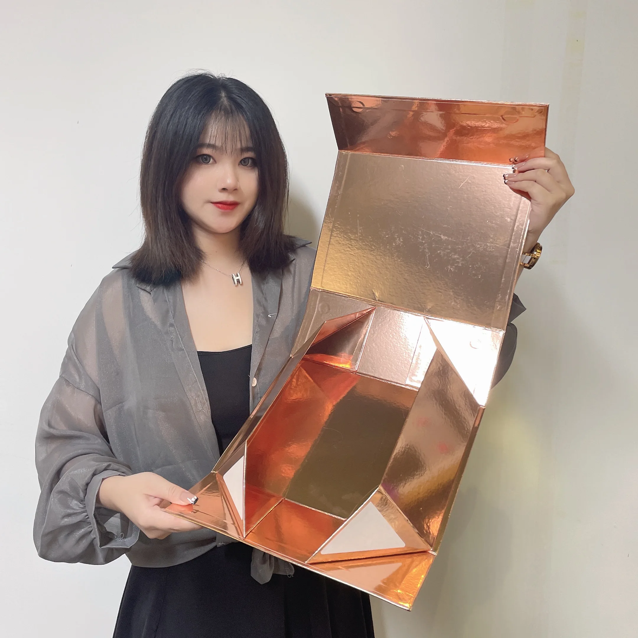 High Quality Big With Custom Logo Lid And Base Gift Box Wedding Dress Black Packaging Paper Top and Bottom Paperboard Box