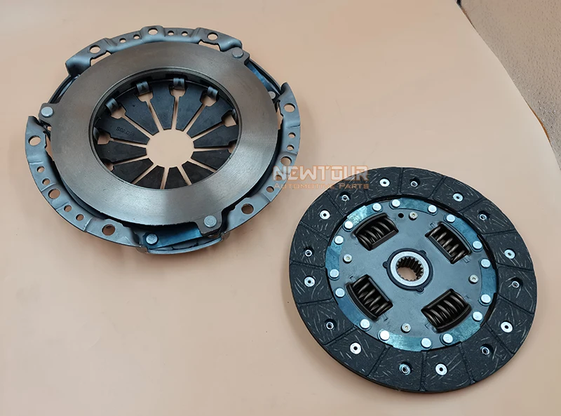 automotive parts car auto spare parts clutch plate cover Clutch Kit for Chery Q21 Q22 K06 accessories