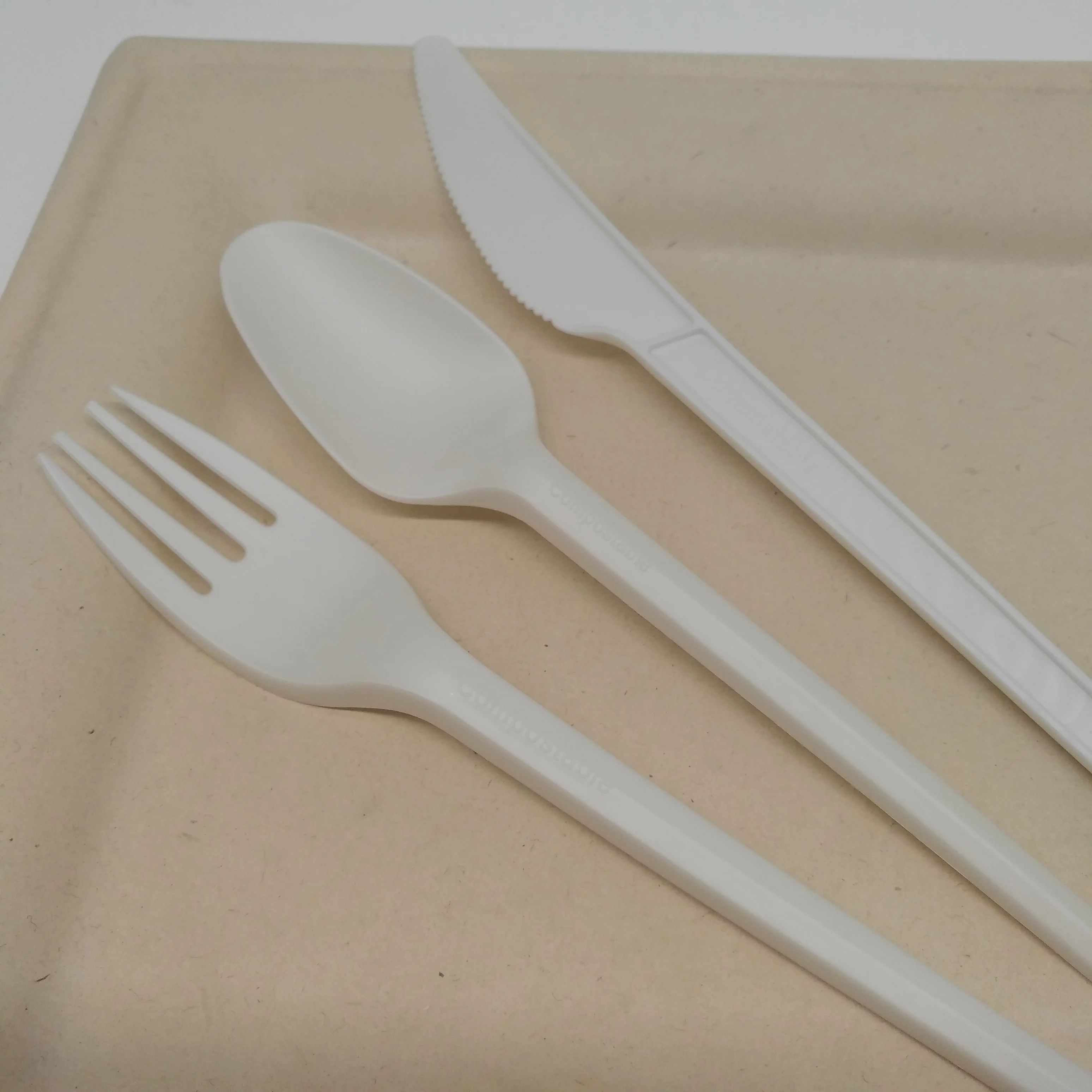Biodegradable  7inch White Disposable CPLA Cutlery Set Knife Fork Spoon with napkin  custom bamboo corn starch knife