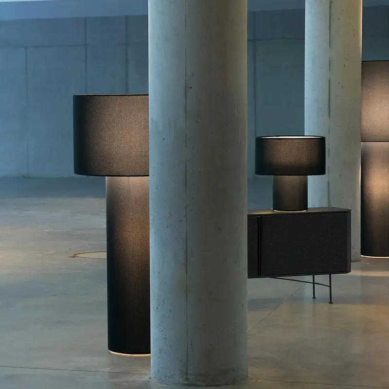 Italian tubular floor lamp modern simple living room sofa edge black net red bedroom bedside lamp