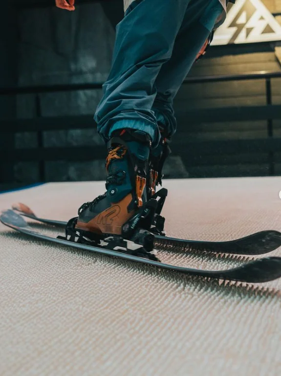 SNOW MONKEY indoor ski machine fashion hot sale Indoor Dry Ski Slope Ski Simulator