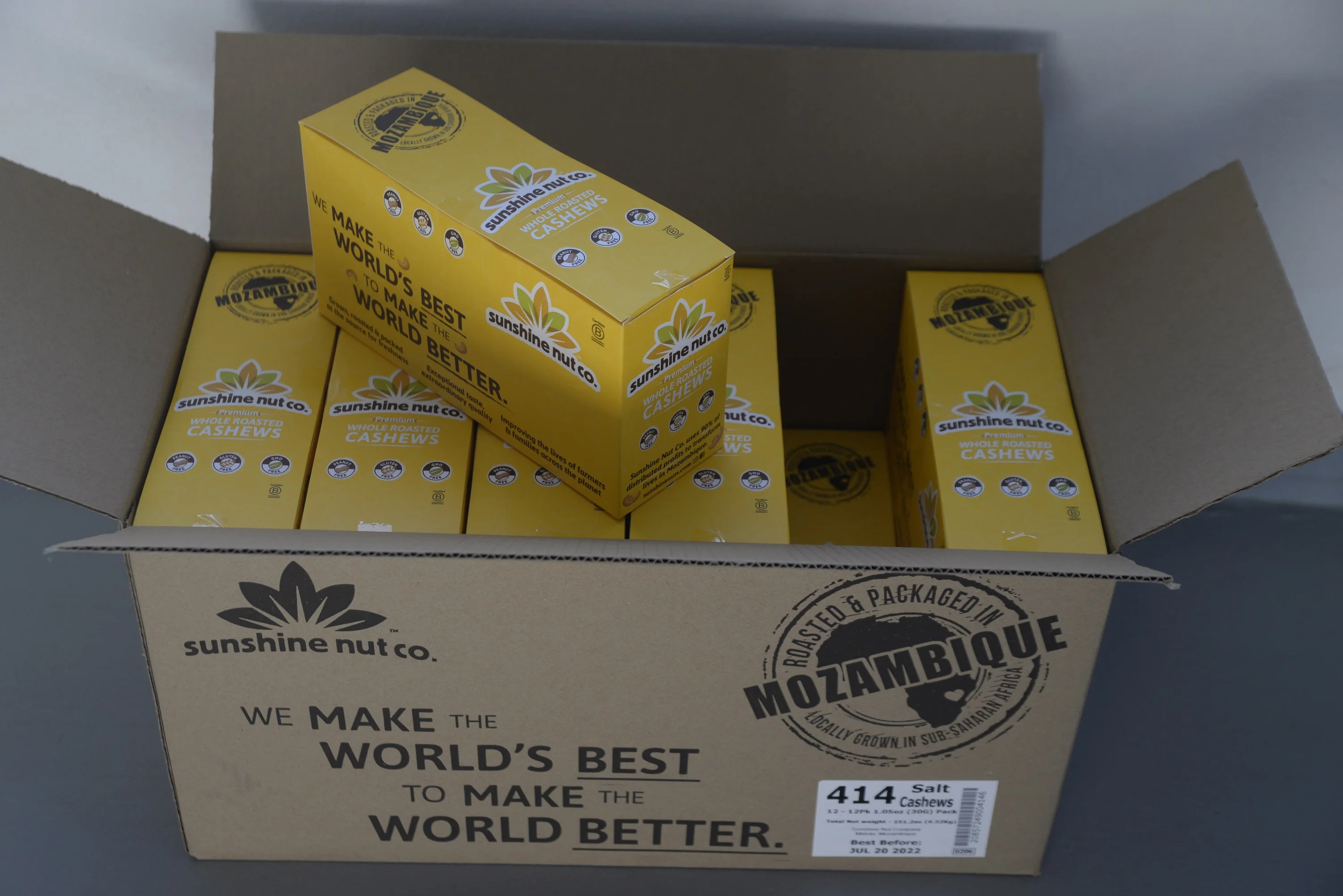 Wholesale Original Small Bags Packaging of Whole Roasted Cashew Nuts and Kernels Sale by Bulk