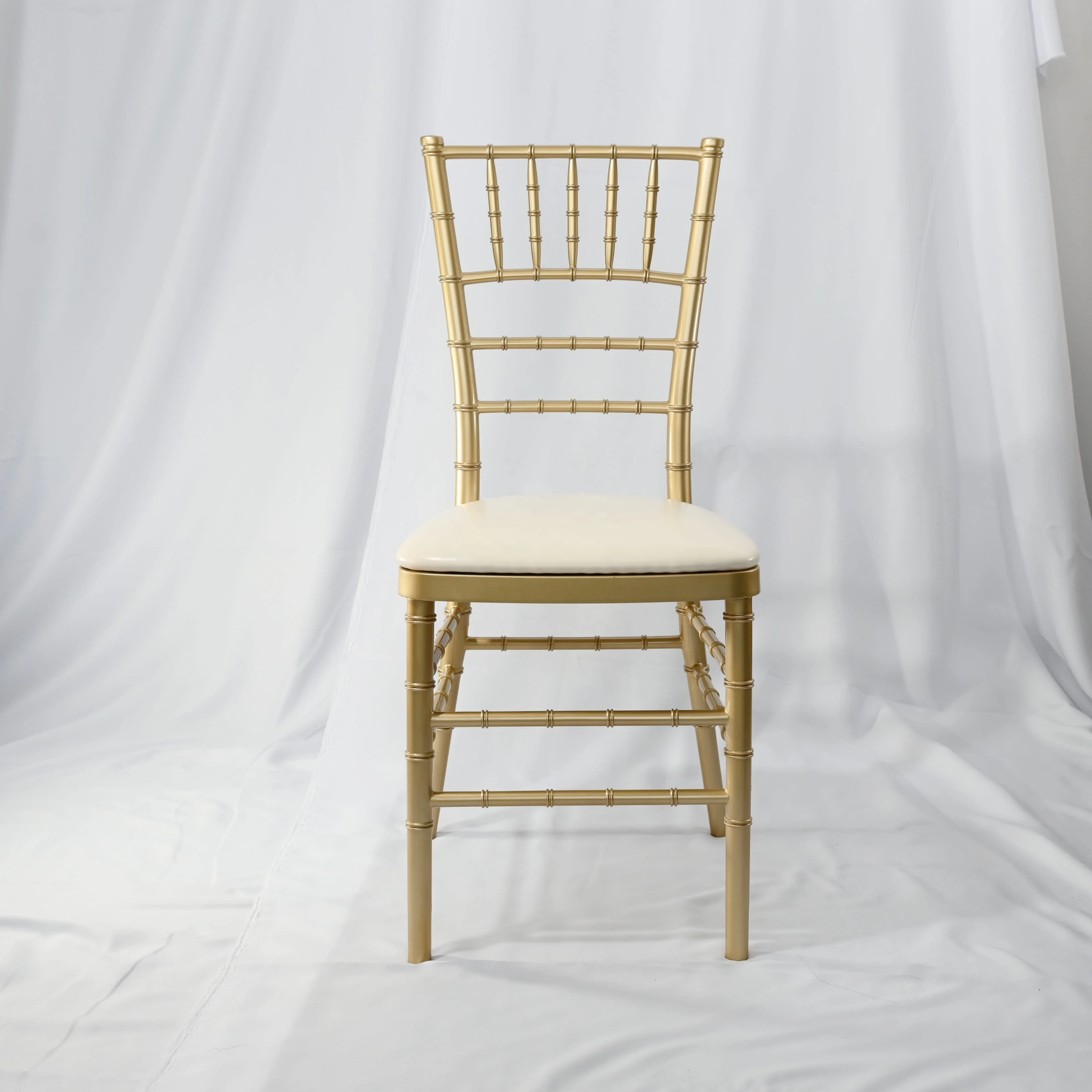 Wholesale Stackable Hotel Tiffany Party Wedding Gold Resin Chiavari Chair For Event