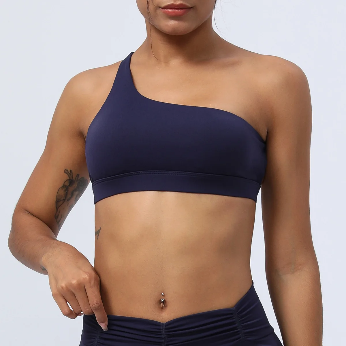 Wholesale high-quality fashion personality Lady Cross Back Sports Fitness Bra