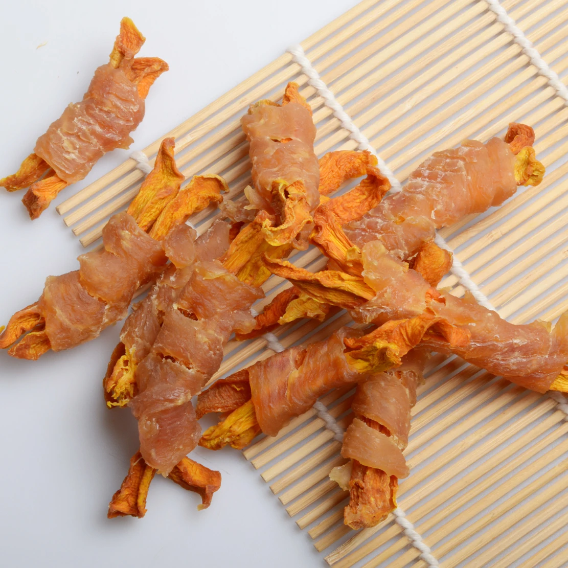 OEM корм для домашних животных Овощная серия морковь закуска собак собачьи закуски богатые витаминами куриная пленка