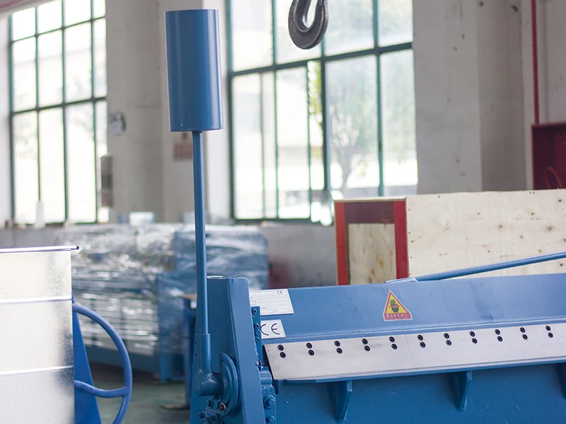 BYFO 1.5*2000 SS sheet folder economic hand folding machine manual sheet metal folder wholesale