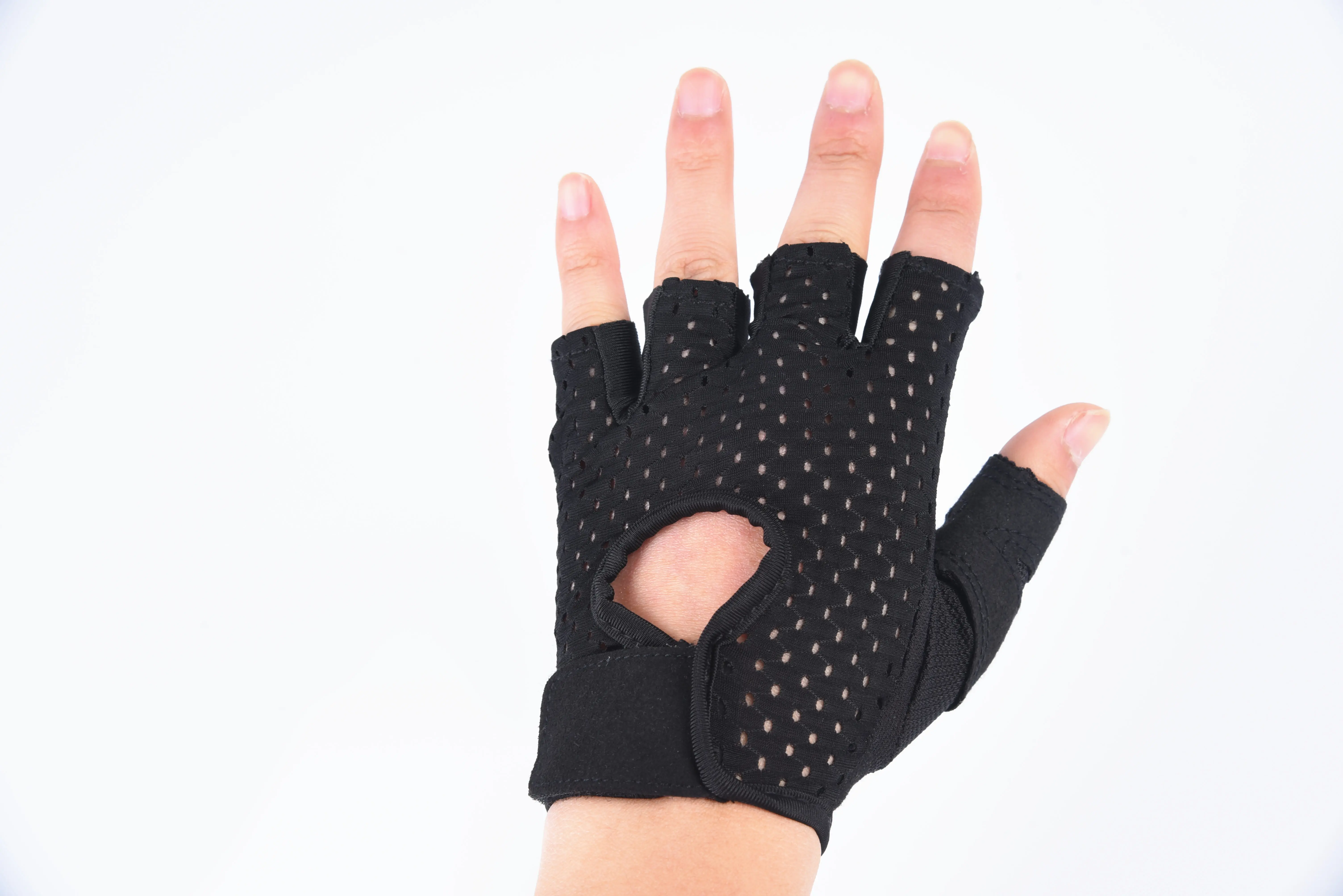 Wholesale breathable fitness g loves women and a half finger gym g loves fitness Training G loves 2022