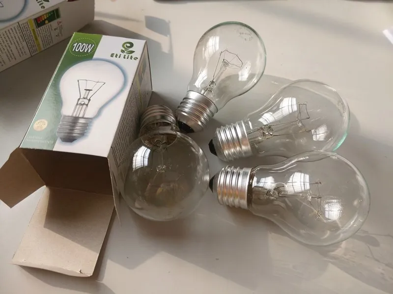  Традиционная лампа накаливания A55 220V Clear GLS Shape 100W E27 Base OEM CE
