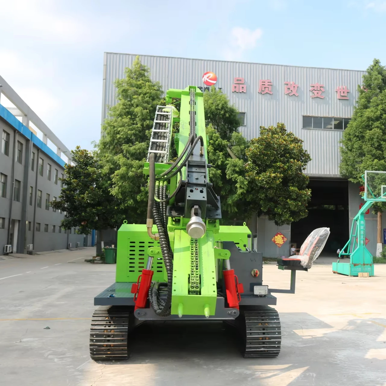 Manufacturer Provides Straightly Hydraulic Drop Hammer Pile Driver Machinery Mini Diesel Solar Panel Pile Ramming Machine