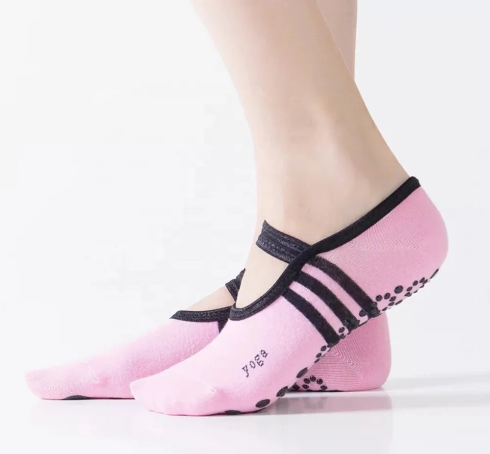 AJ19507 Custom Black Cotton Wholesale Women Cutout Hole Yoga Fitness Grip Toeless Socks