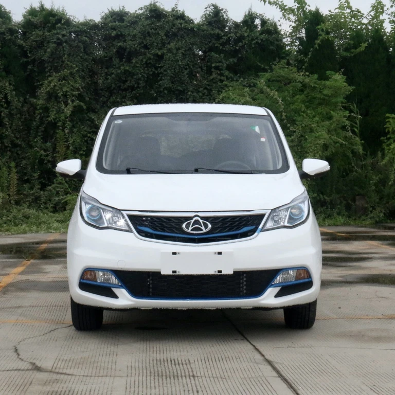 Лидер продаж Электромобиль Changan диапазон 400 км 6 сидений 5 дверей Электрический