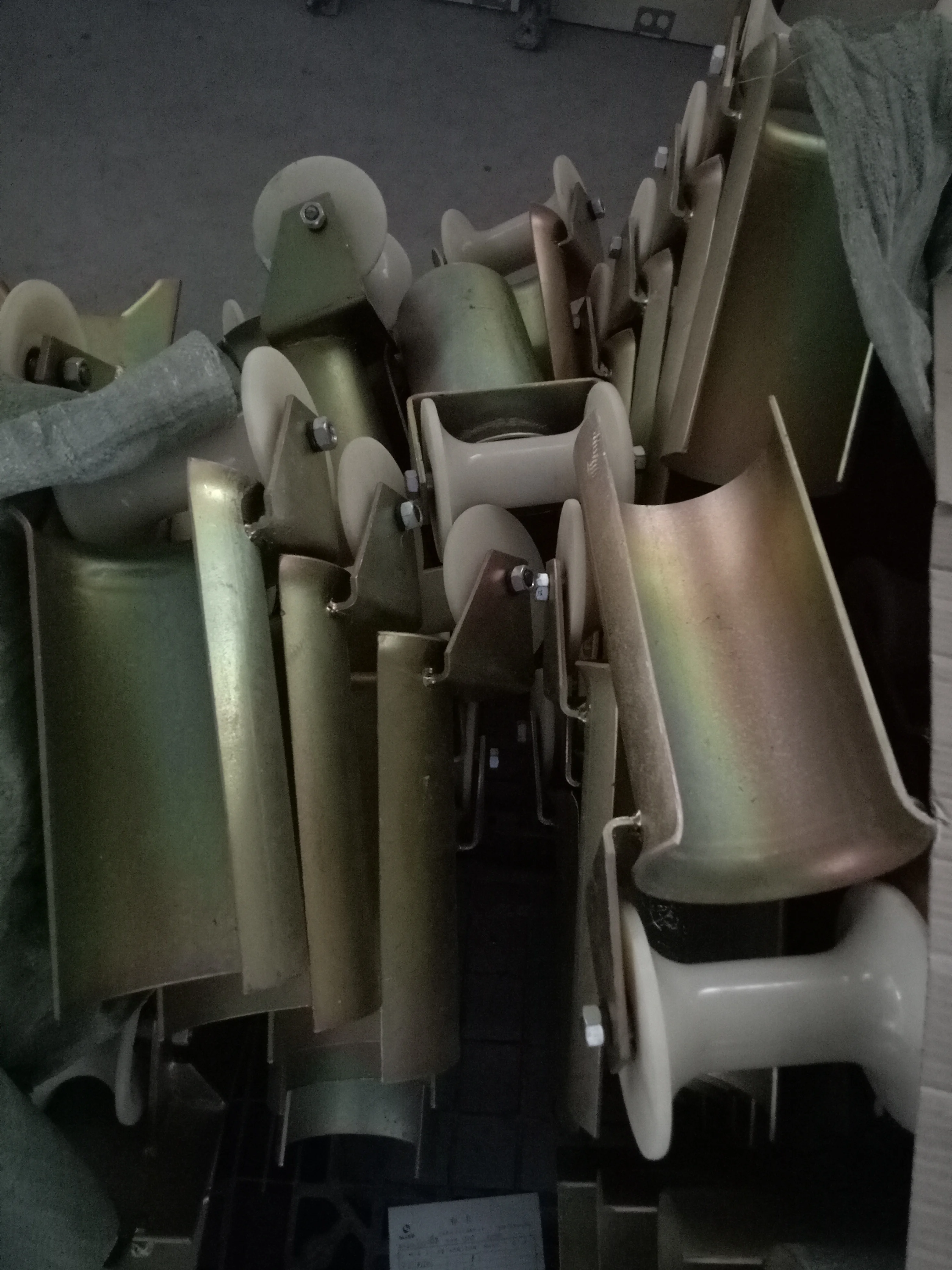 Donghuan D Серия, настраиваемый защитный ролик входа, Электрический Стальной кабельный ролик