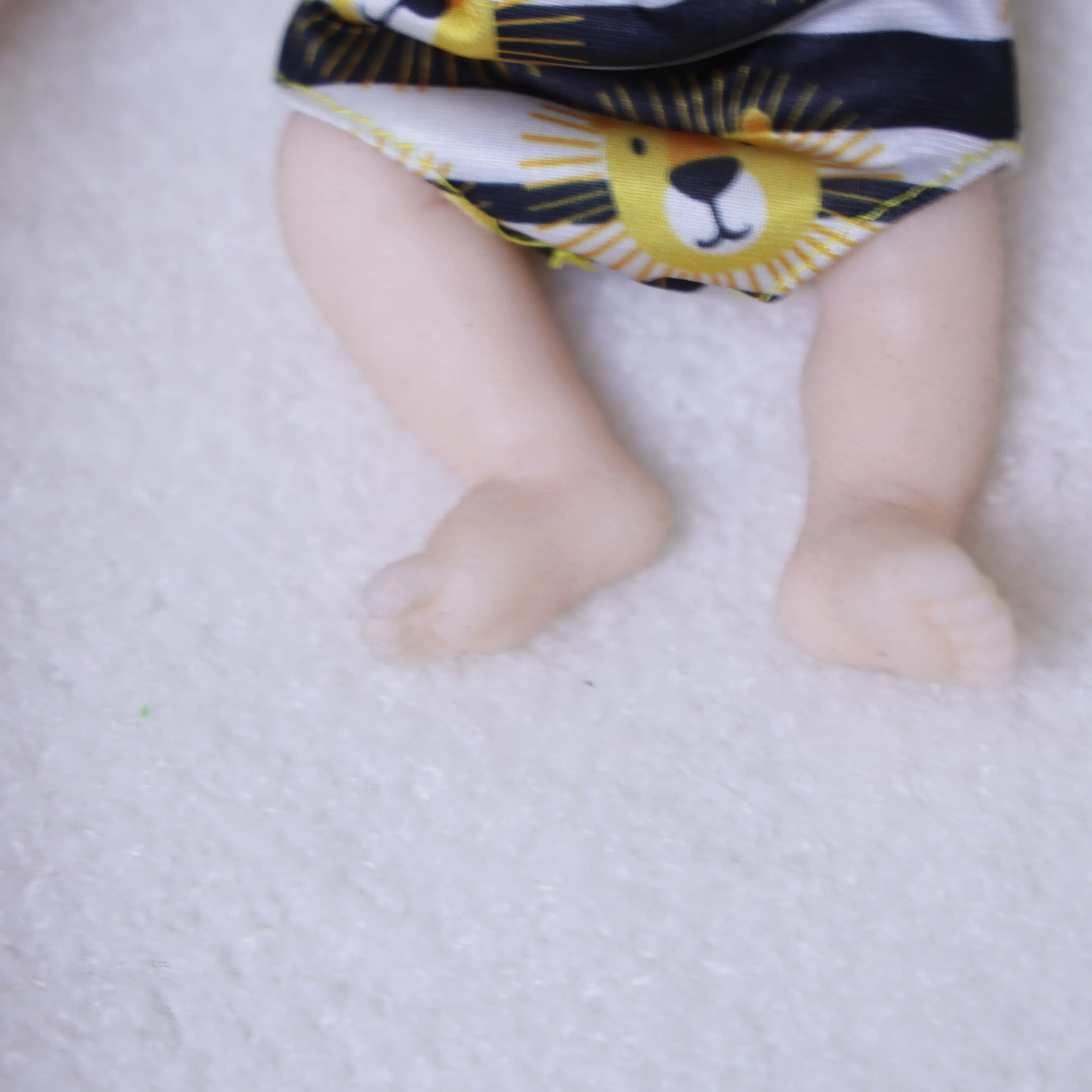 8inch Real Reborn Doll Baby Silicone Body(girl) Newborn Baby Lifelike Painted Skin With Pacifier bottle and outfit for gifts