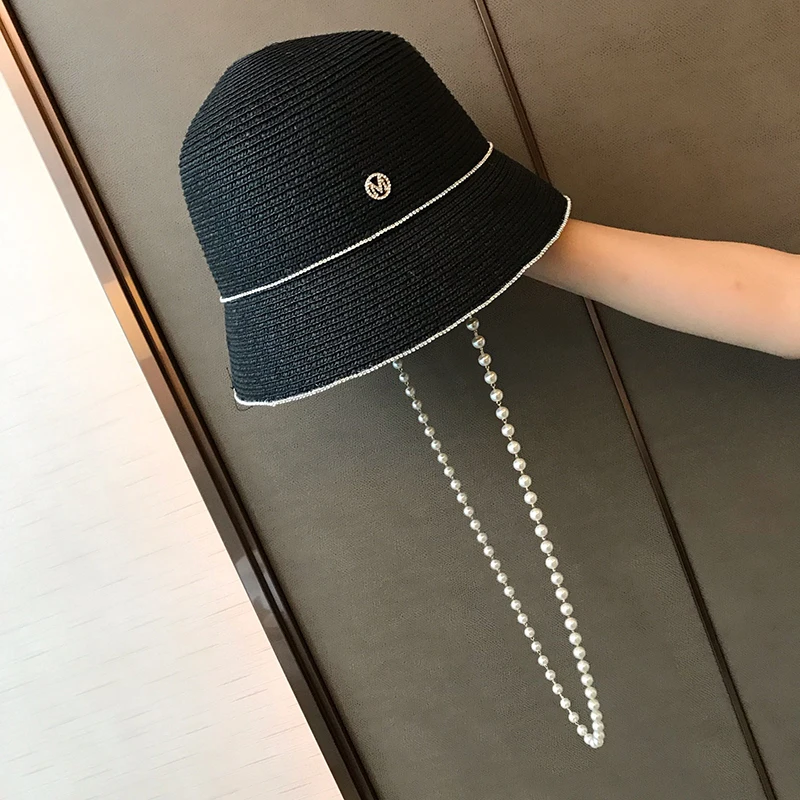 Wholesaler Korean INS Style Women Pear Chain Straw Hats Fashion Luxury Ladies Summer Sunscreen Beach Travel Wedding Buckets Hats