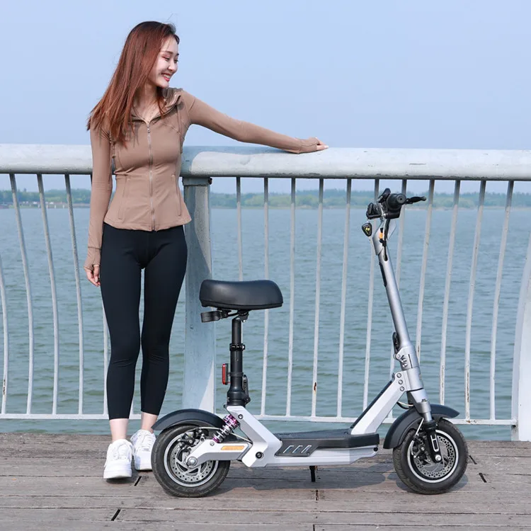 Hot sale 2000W Motor Off Road Folding e Scooter 12 inches Fast Adult Electric Scooter With Suspension