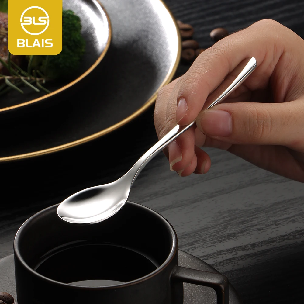 Restaurant wedding table deco tools modern wholesale heavy duty royal silver hammered silverware set stainless steel flatware