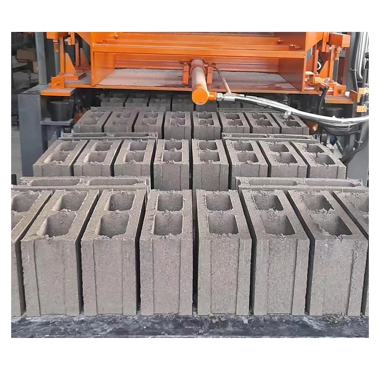 QT5-15 Automatic hydraulic pressure hollow block machine with huge press to Kenya