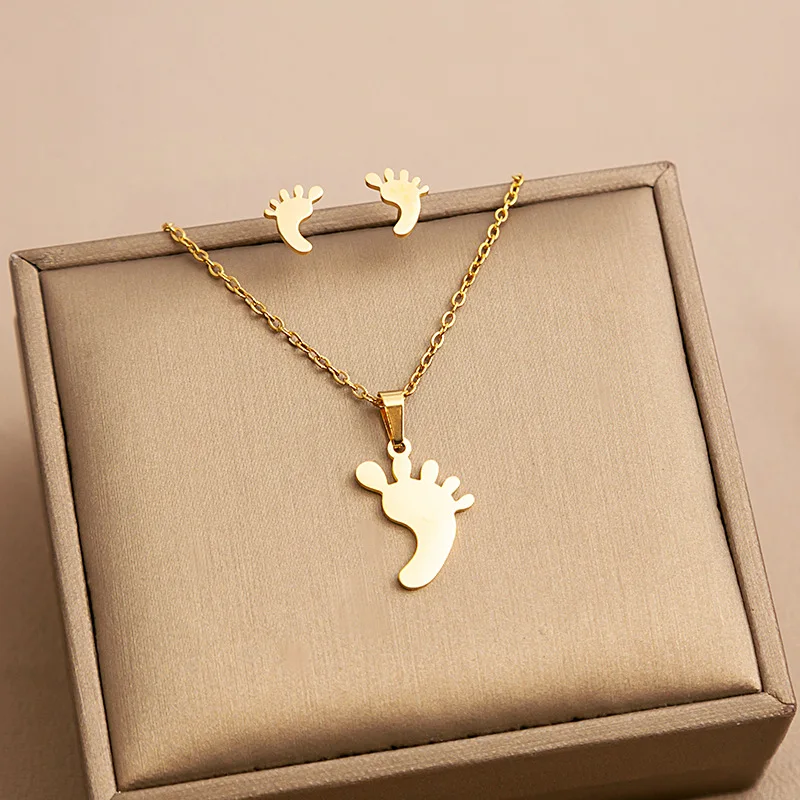 X376 Fashionable Titanium Stainless Steel Star Necklace Set Titanio gioielli in acciaio inox stelle cadenti collana orecchio set