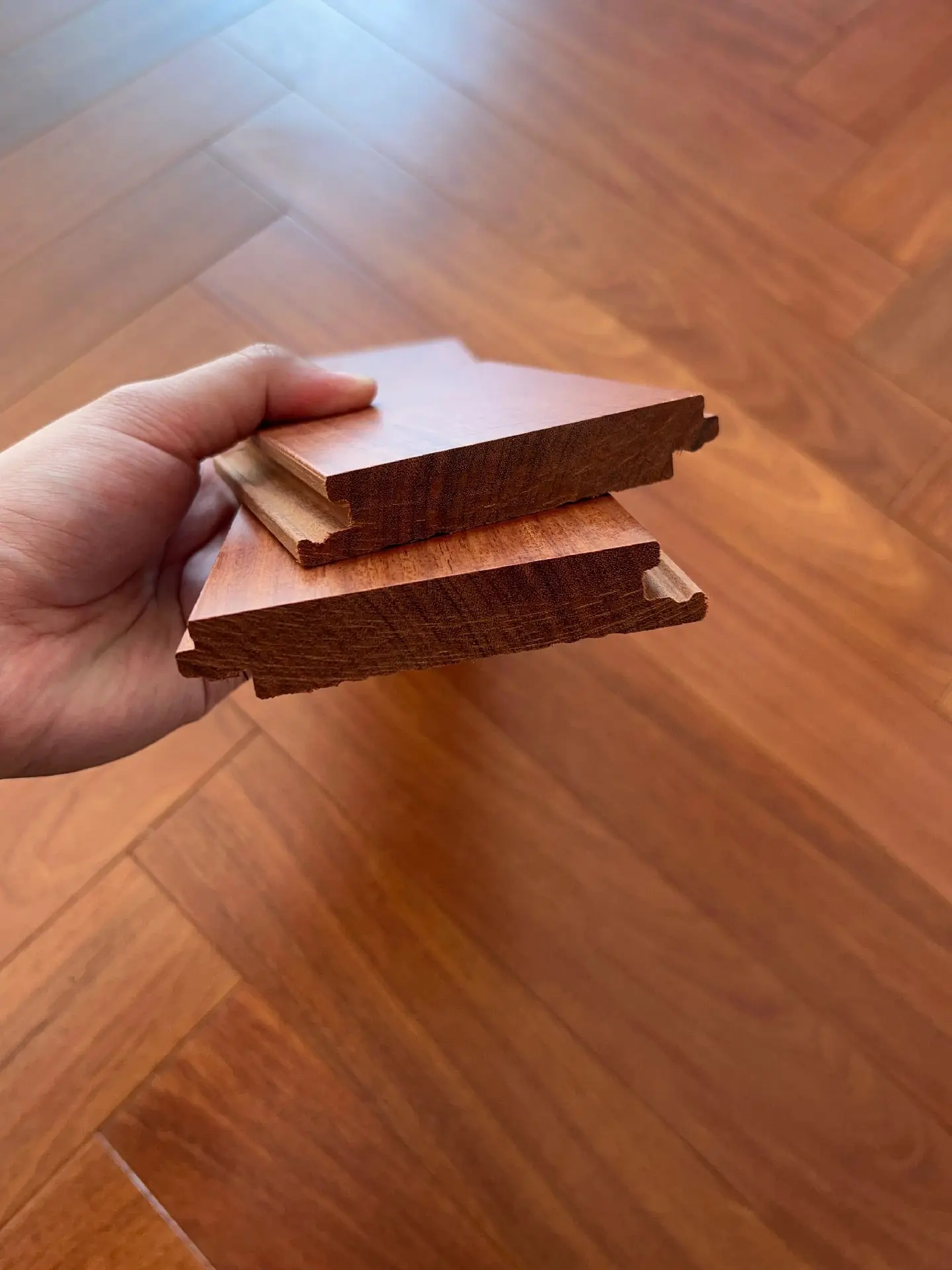 Factory sale  Santos mahogany solid wood flooring hardwood