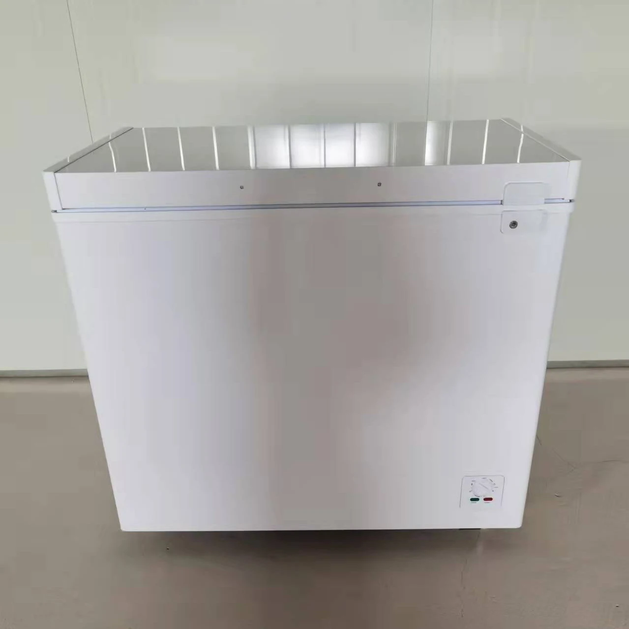 BD/BC -208 solar chest freezer ice storage freezer ice cream deep freezer refrigerator with lock