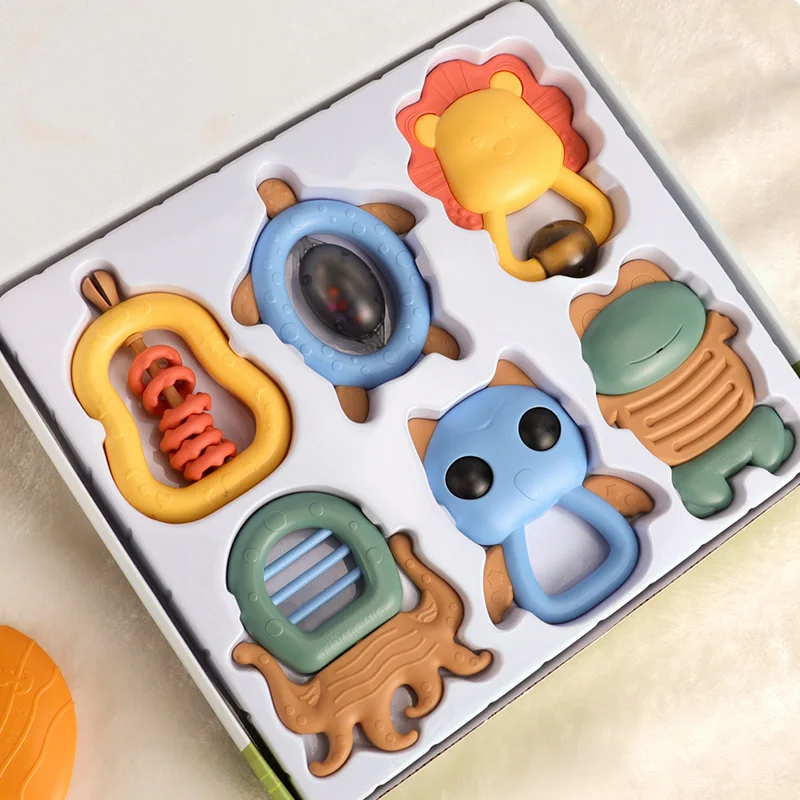 
 Детские погремушки игрушки Прорезыватель милые животные игрушки кипящая вода мягкие силиконовые игрушки ручная музыка погремушка  