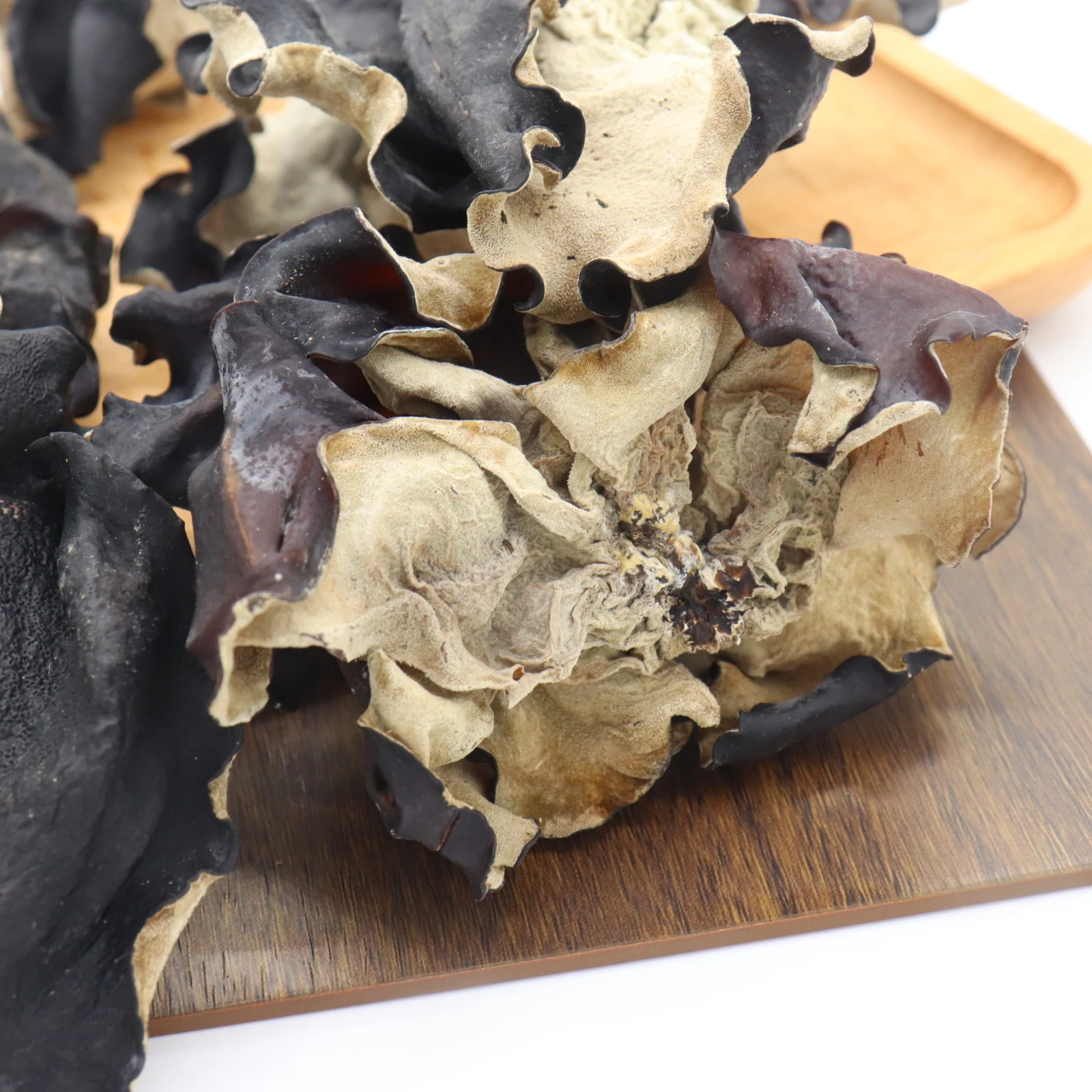 Dried White Back Black Fungus Wood Ear Mushroom China Big Extract to