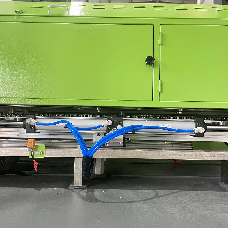 4cavities 1.5L  disposable mango pulp  milk par bottle hdpe small 20 liter bottle making machine