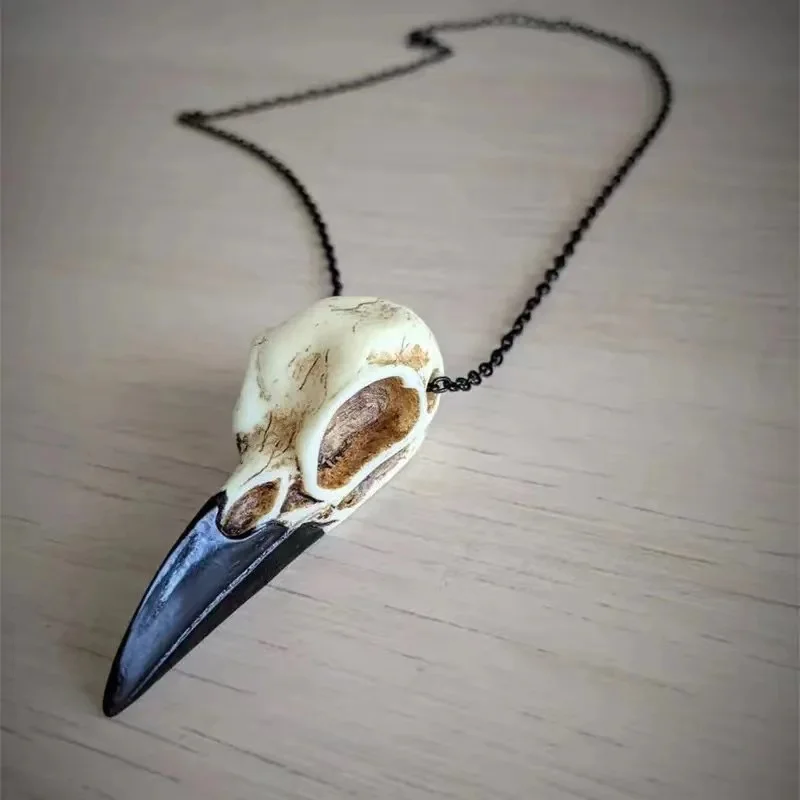 Dark Wind Raven Skull Necklace Personality Popular Jewelry for Women Halloween Gift Wholesale