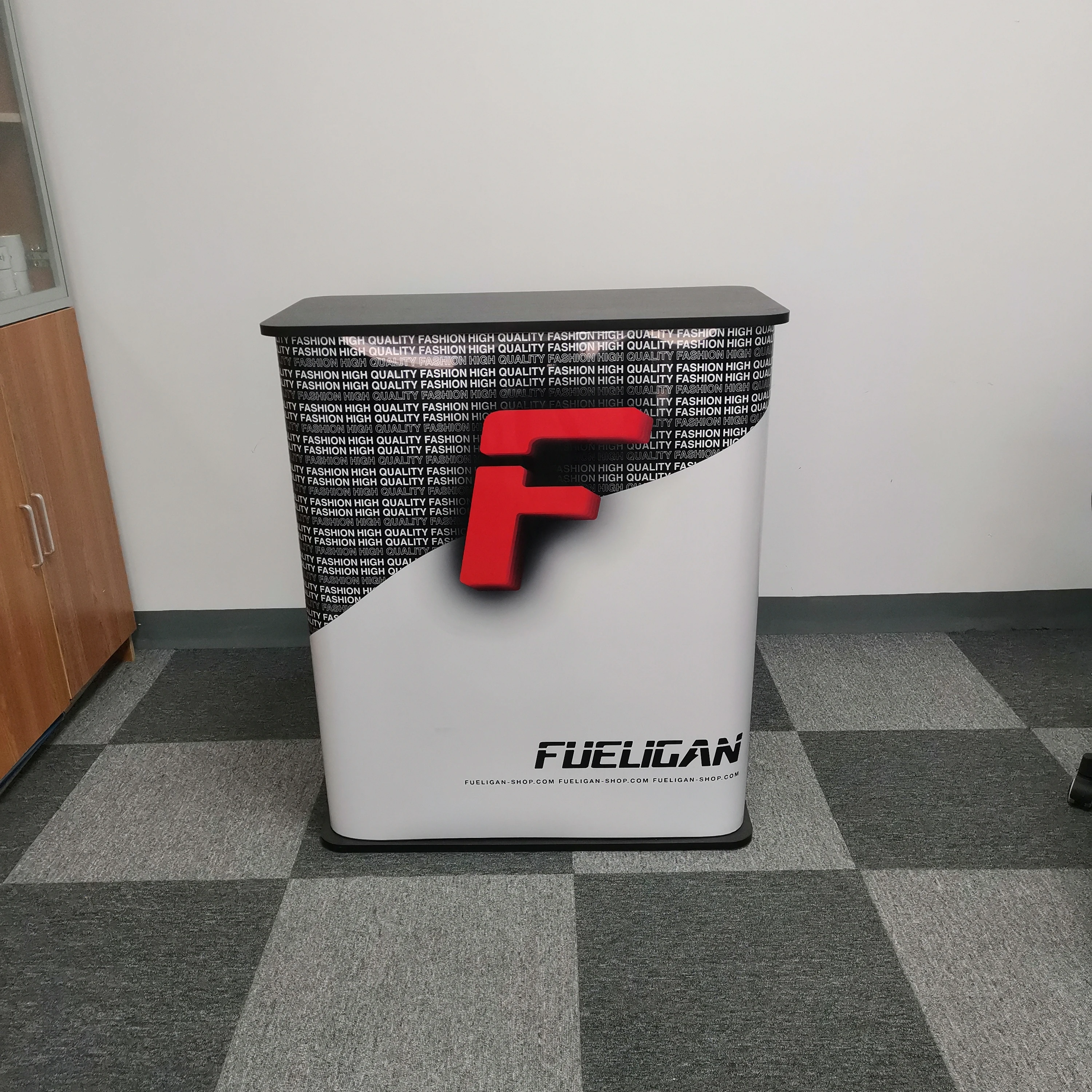Display Portable acrylic cylinder table for event with  OEM