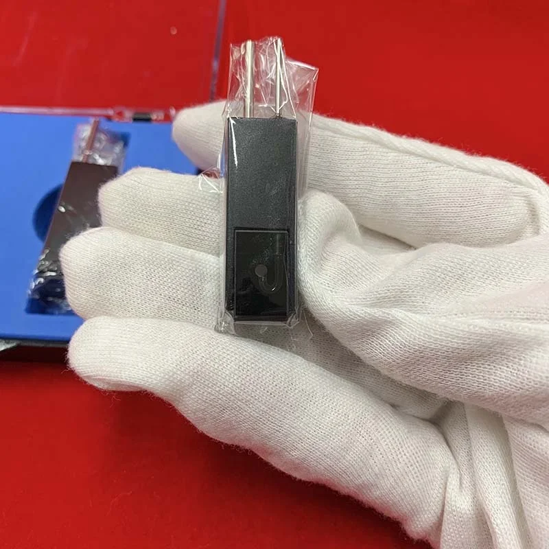 Кювет из кварцевого стекла Q614, самомаскирующая ячейка с непрерывным потоком