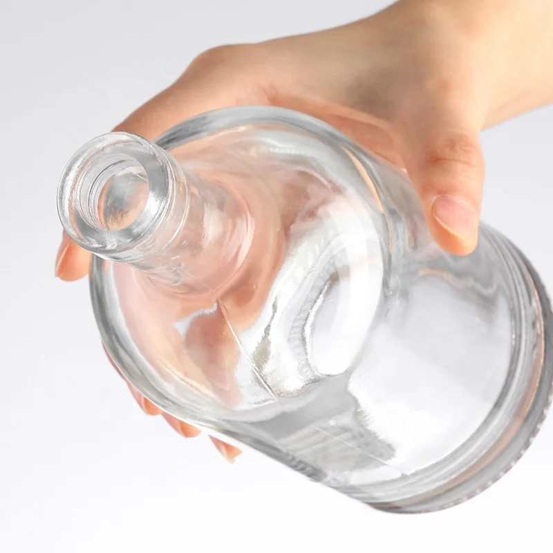 Round 750ml Vodka Spirit Bottle With Rum Cork Gin Liquor Glass Bottle
