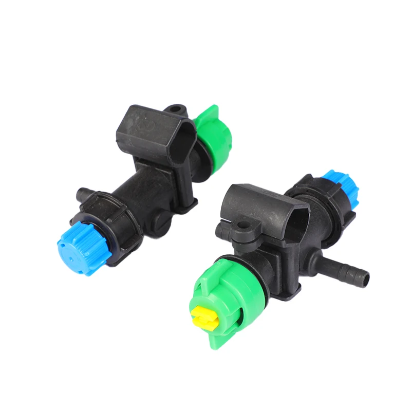 battery boom sprayer with 4 nozzles and 6 nozzles