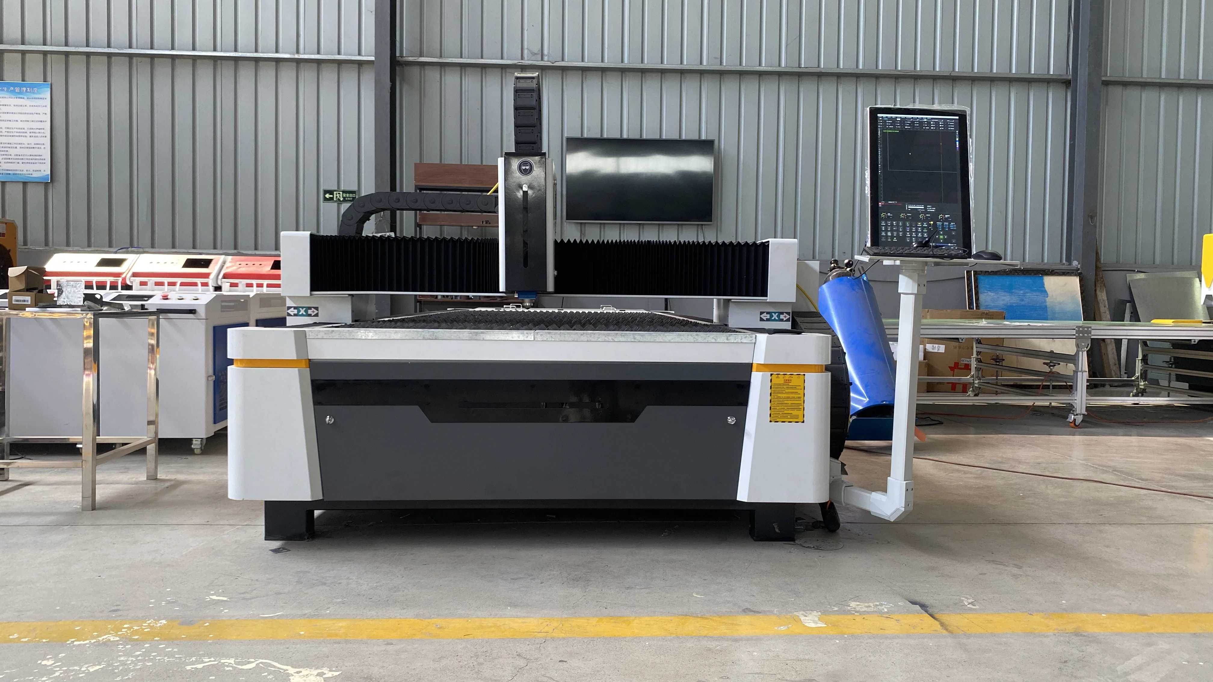 1000w 2000w 3000w Metal fiber laser cutting machine for 12mm stainless steel