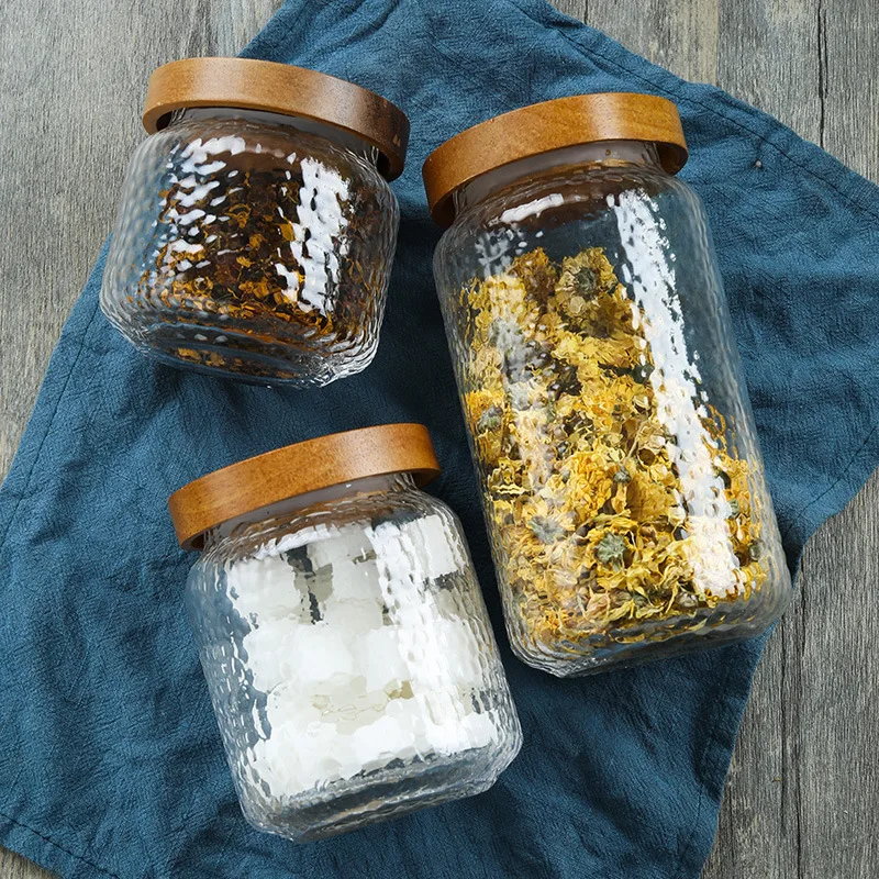 Wholesale Customization transparent bottles wide mouth Borosilicate Glass Food Storage Jars Glass With wooden Lid