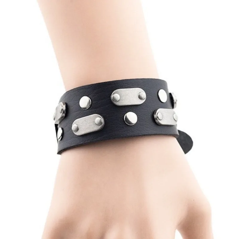 Punk Rock Style Motorcycle Rivet Leather Wristband for Men Needle Buckle Bracelets Jewelry