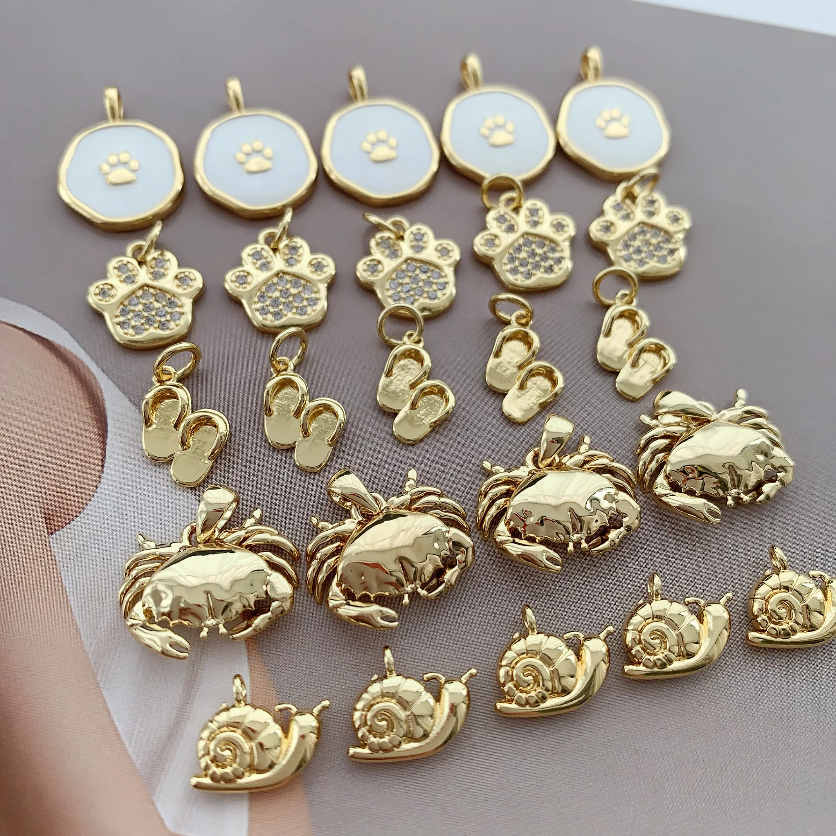 LS-L3692 Newest bear claw pendant for necklaces solid slipper charms 18k gold plated crab snail pendants & charms