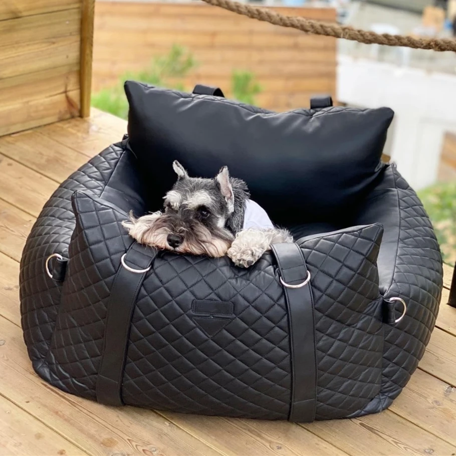 
Multi-functional Pet dog Car Seat Outdoor Dog Bed with Waterproof and Crease Resist, Open Zipper be Pet Bed in House 