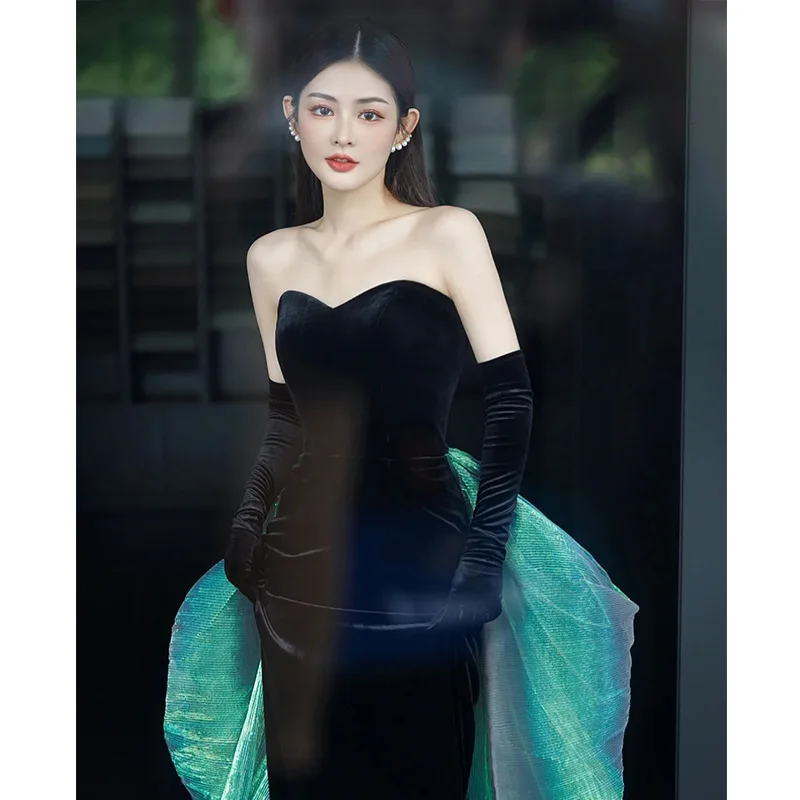 Новое черное бархатное вечернее платье с бантом