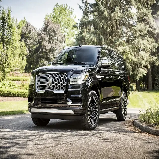 Продажи довольно подержанных автомобилей FORD Lincoln навигатор