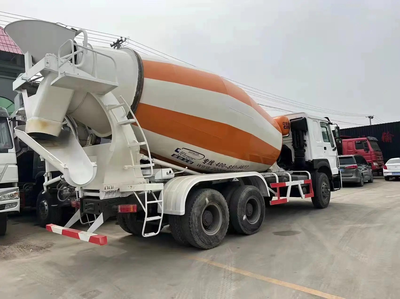Бетономешалка Hino howo12cbm для