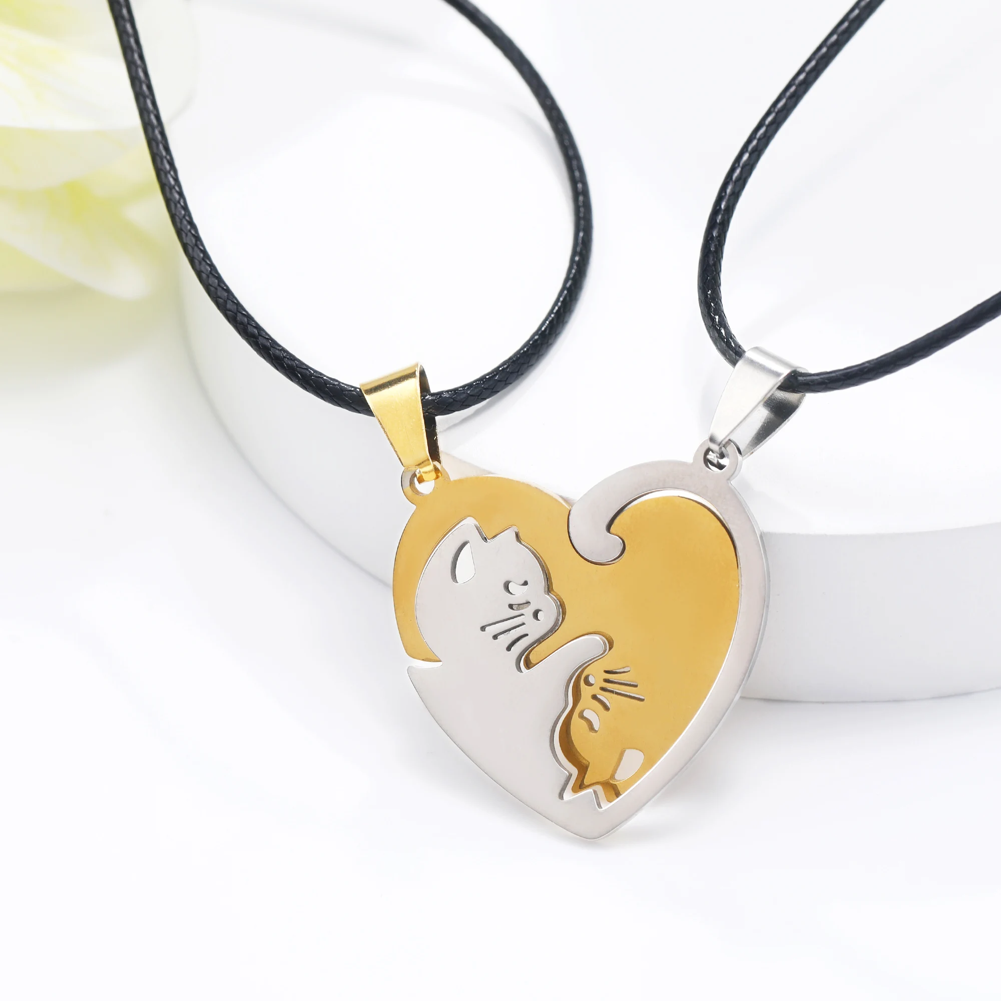 Wholesale Fashion Cute Heart Taiji YinYang Stainless Steel Cat Dog Pendant Couple Necklace BFF Necklaces Jewelry
