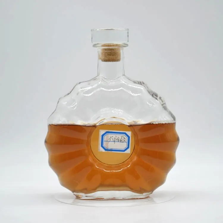unique design super flint glass brandy bottle heart shaped with cork for brandy liquor spirits beverage