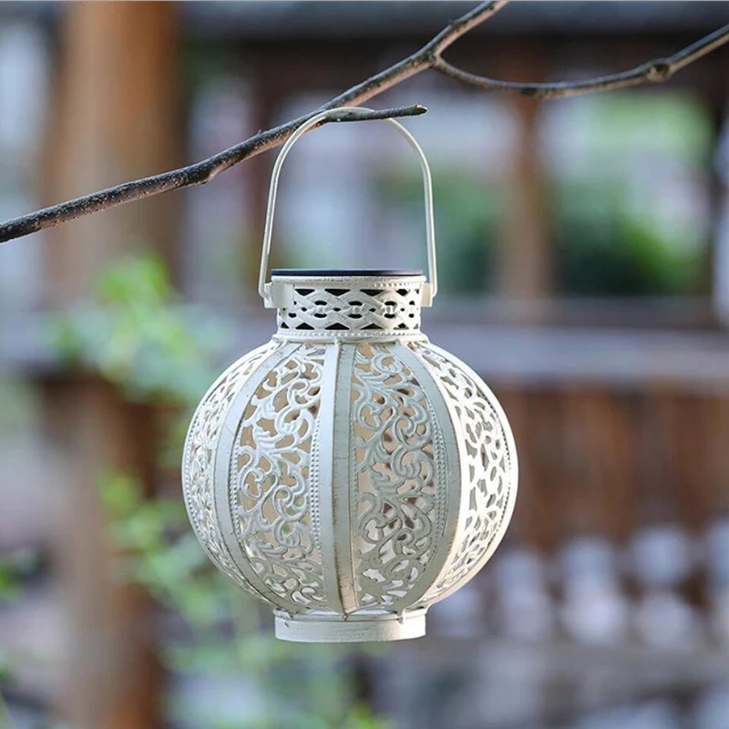 Hanging Portable Retro European Style Hollow Carved White LED Lantern Light Outdoor Waterproof Solar Power Table Decorative Lamp