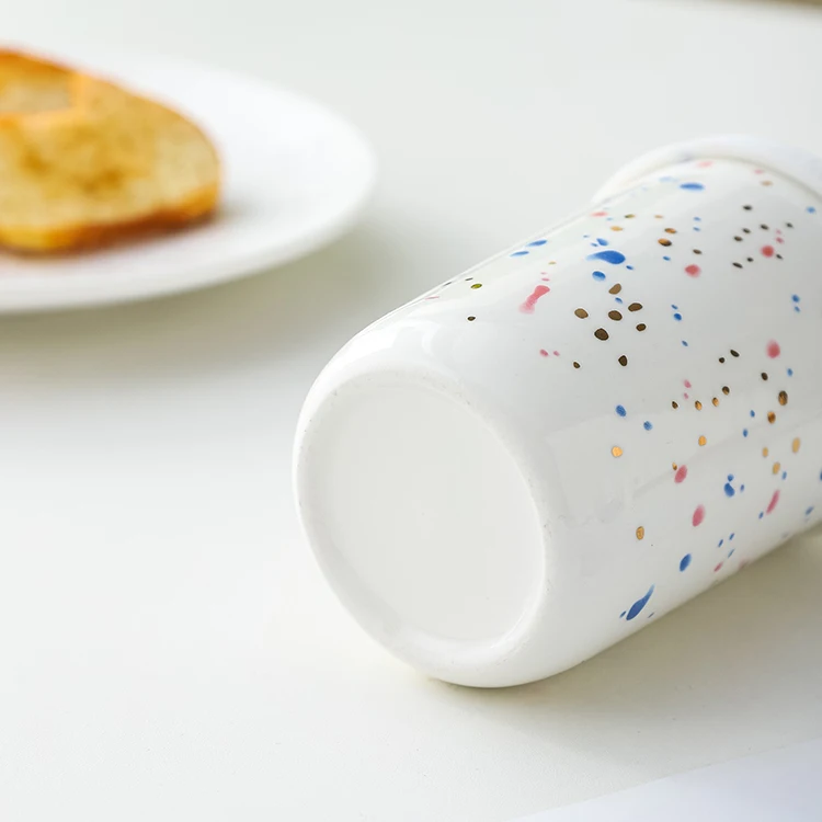 Take Away Portable Mug Reactive Glazed Customized Logo Ceramic Travel Tea Coffee Mugs With Silicone Lid