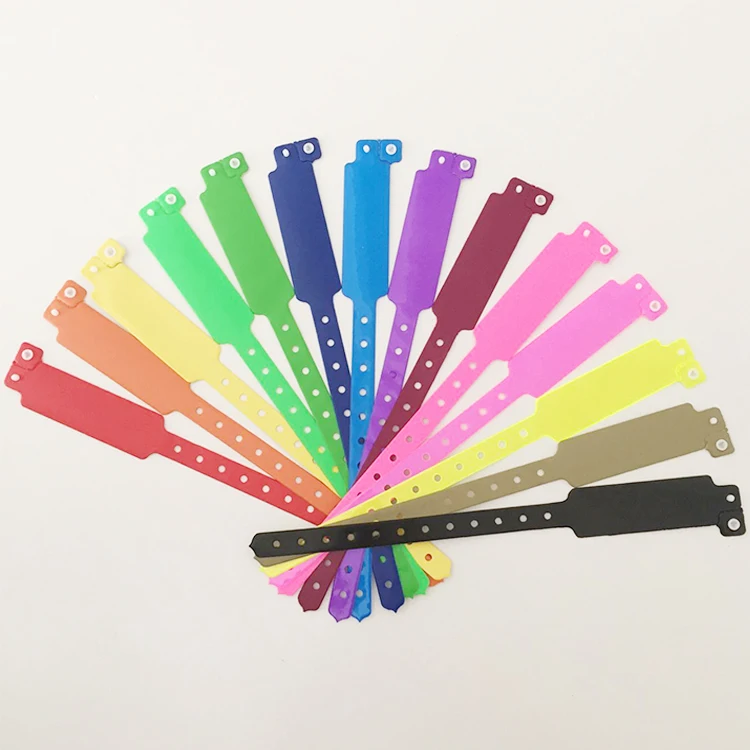 NFC213 Vinyl Hotel Bracelets One Time Use Identification PVC Button wristbands