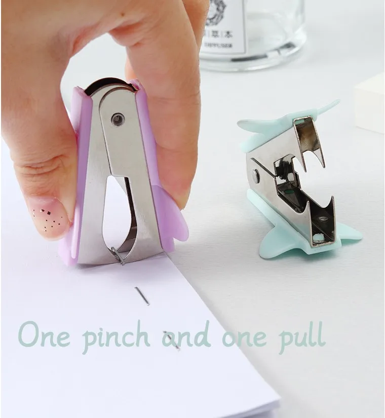 Mini Macaron color universal labor saving nail puller Financial office portable nail lifter