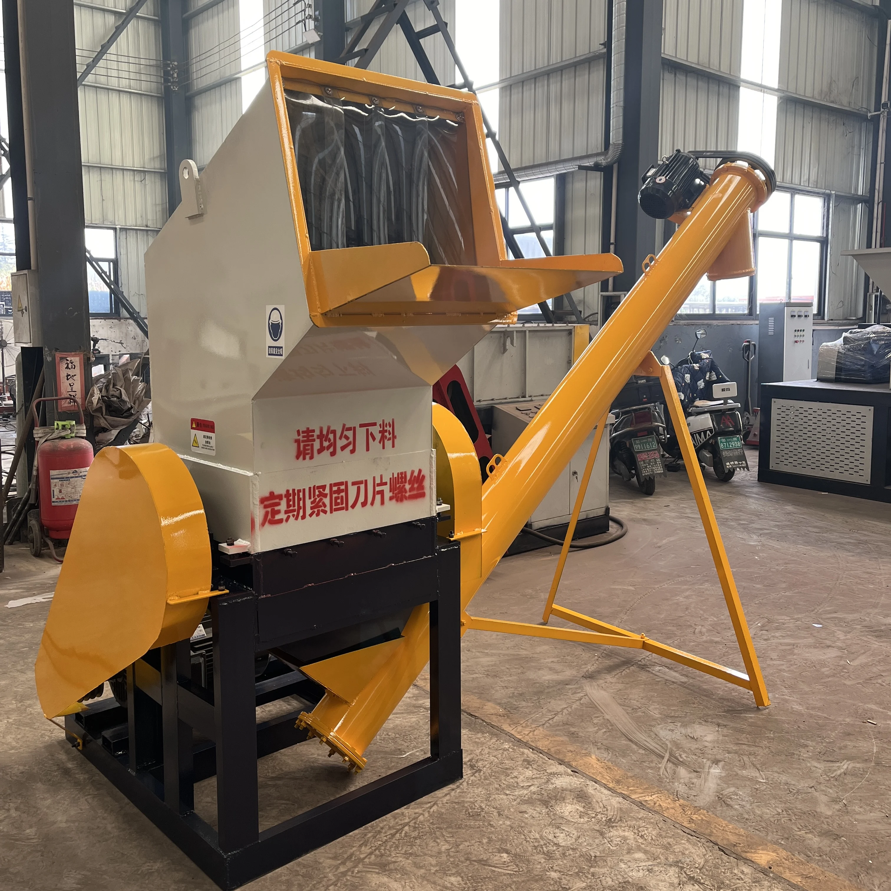 Pet PVC PP PET Waste Crusher Automatic PLC Waste Plastic Material PE Crushing Washing Drying Recycling Line One Year Warranty