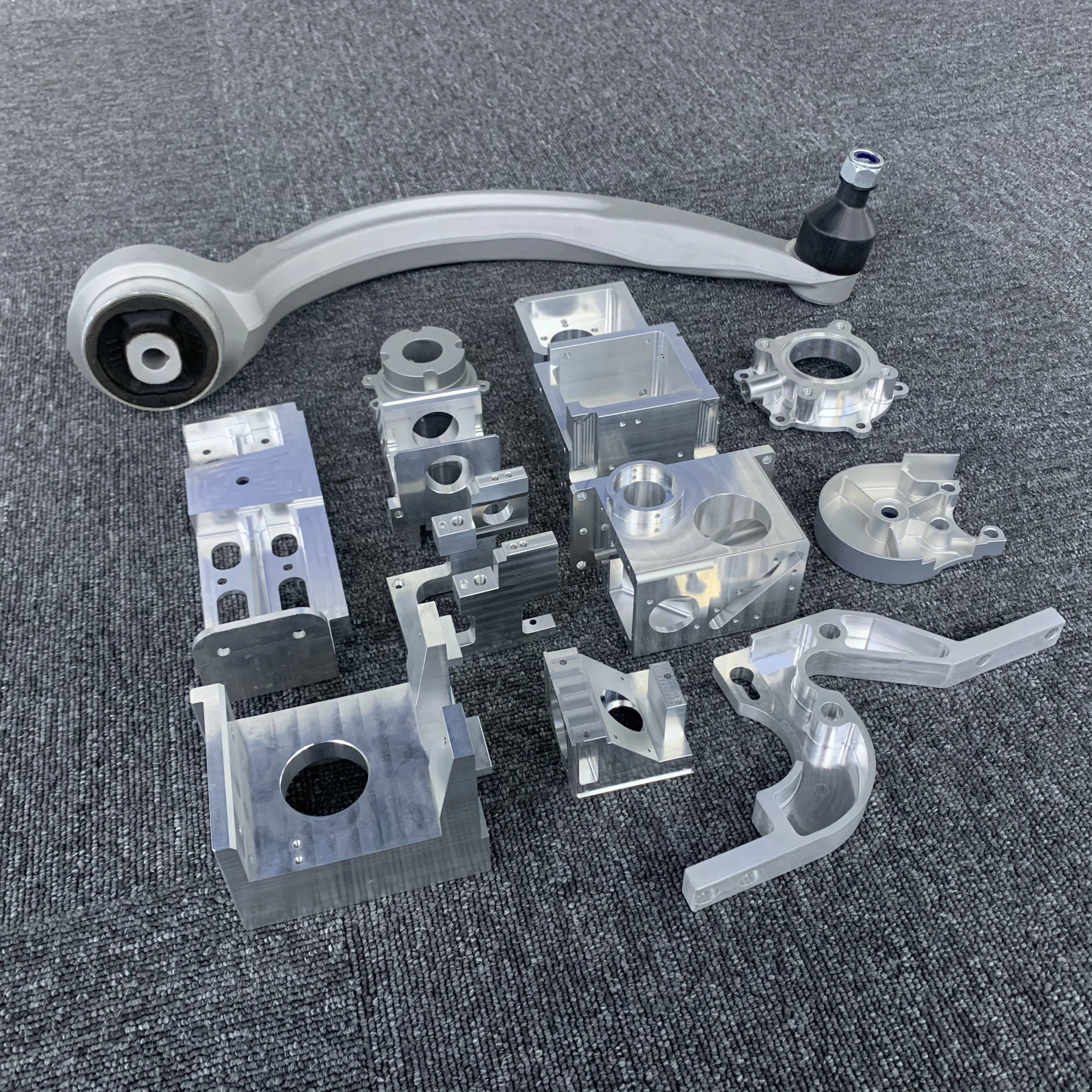0.001 Tolerance precision manufacturer CNC milling anodized aluminum machining service parts
