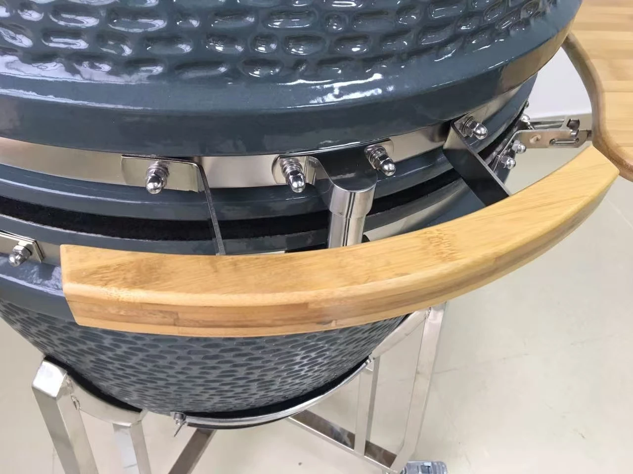 Kamado Grill 22'